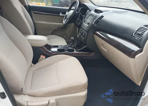 2014 Kia Sorento Lx V6 из США, поврежденный, VIN 5XYKTDA78EG445686